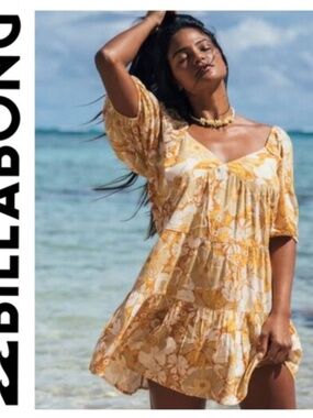 ⚡️Billabong NWT Floral Puff-Sleeve Dress in shades of pale green + Mustard.🌻 🚌